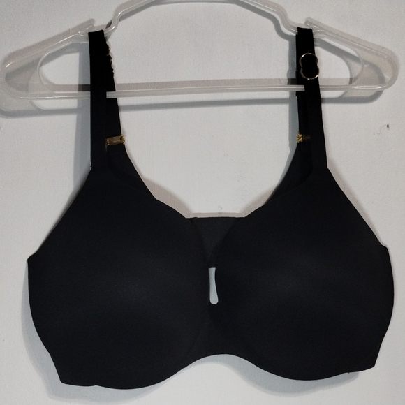 Victoria's Secret Other - Victoria's Secret Black Bra with Gold Accents 38DDD